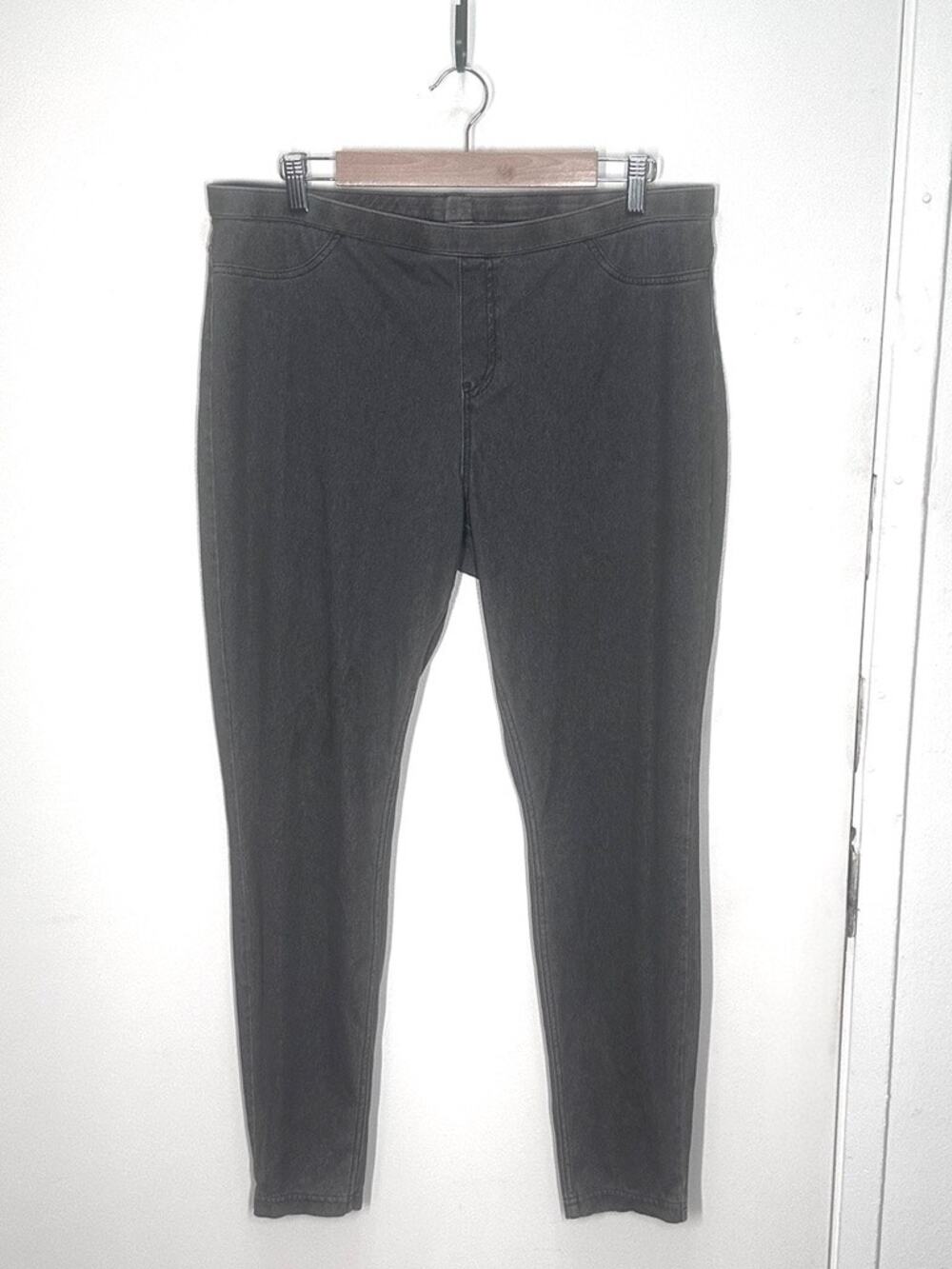 HUE Gray Leggings Denim Texture High Rise Cropped Ponte Stretch Pull-On XL